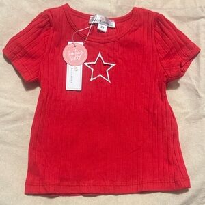 Red Ribbed Short Sleeve Tee with Silver-Outlined Star - 2T by Baileys Blossoms